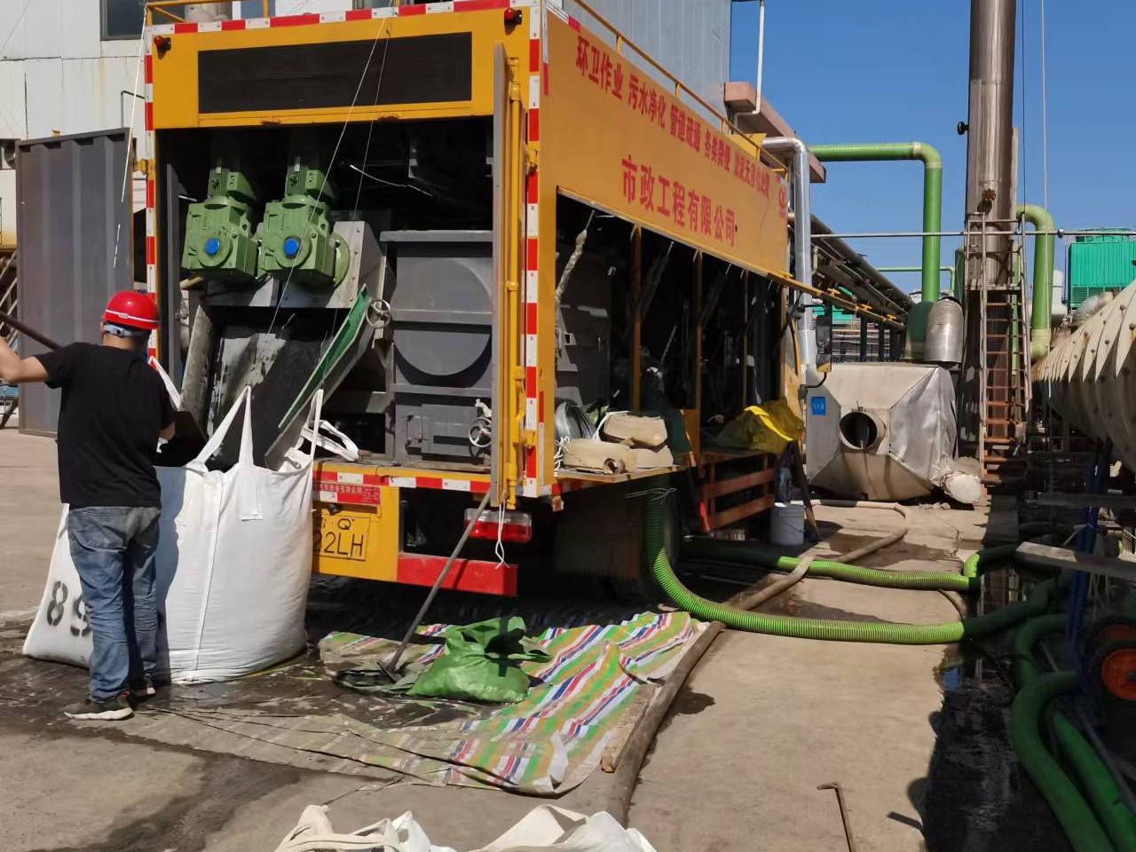 中牟淤泥压干处理